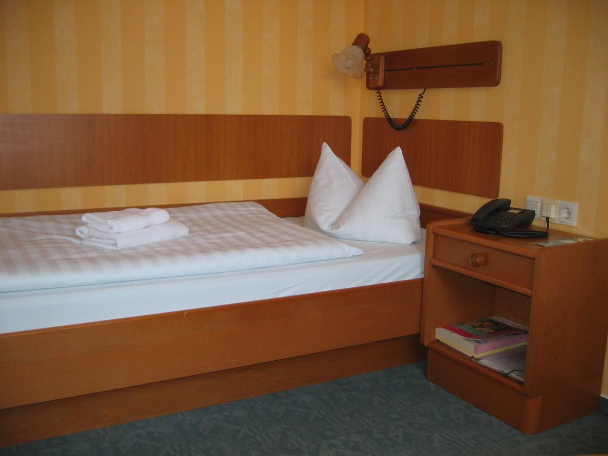 Hotel Thueringer Hof Rudolstadt Εξωτερικό φωτογραφία